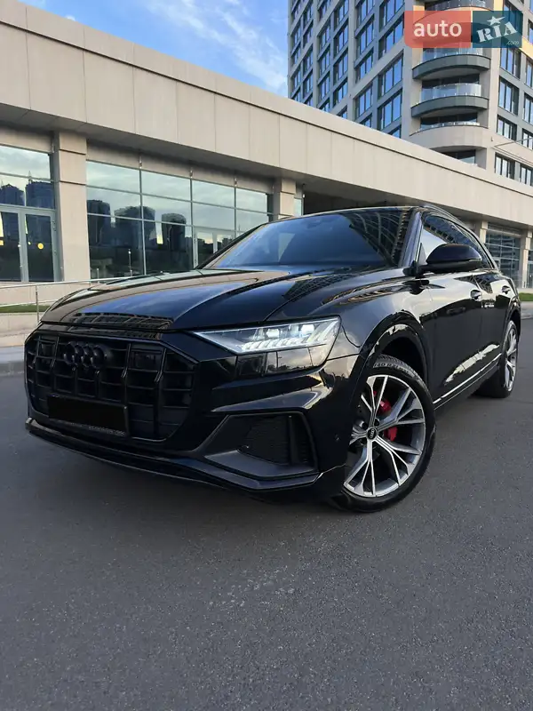 Audi Q8 2021