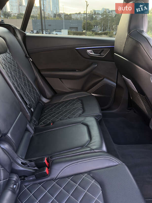 Внедорожник / Кроссовер Audi Q8 2021 в Днепре фото 32 Внедорожник / Кроссовер Audi Q8 2021 в Днепре