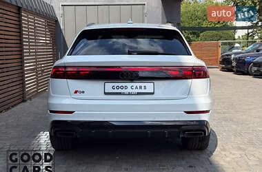 Внедорожник / Кроссовер Audi Q8 2024 в 