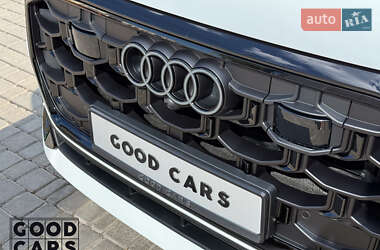 Внедорожник / Кроссовер Audi Q8 2024 в 