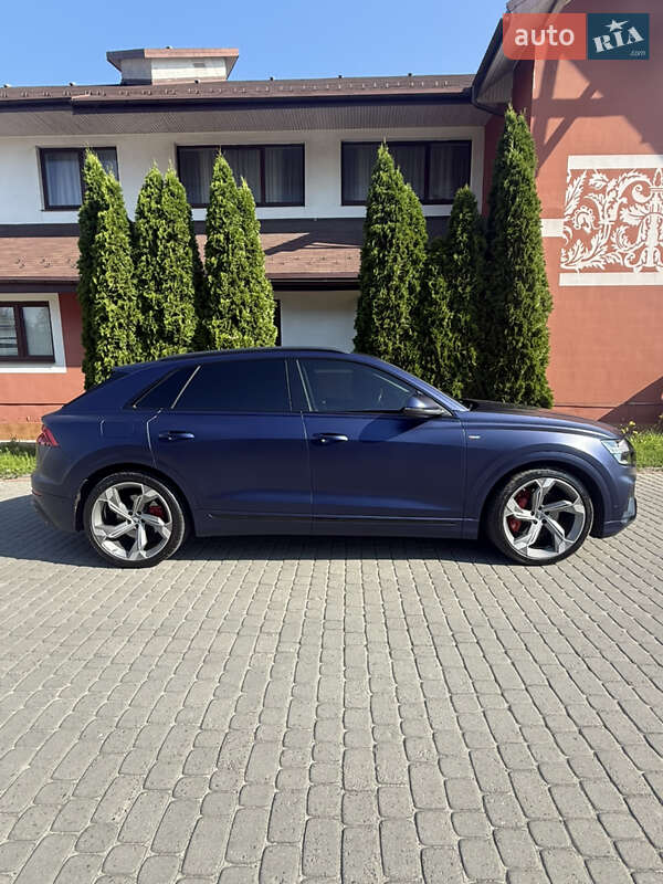 Внедорожник / Кроссовер Audi Q8 2018 в Львове