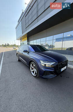 Внедорожник / Кроссовер Audi Q8 2018 в 