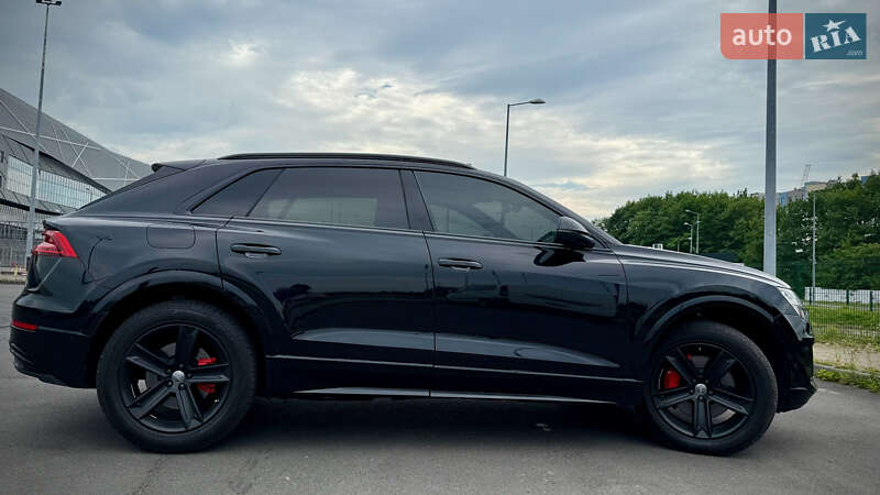 Внедорожник / Кроссовер Audi Q8 2018 в Шептицькому