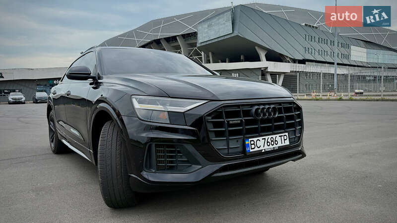 Внедорожник / Кроссовер Audi Q8 2018 в Шептицькому