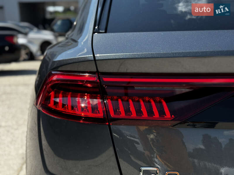 Внедорожник / Кроссовер Audi Q8 2020 в Житомире