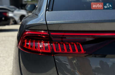 Внедорожник / Кроссовер Audi Q8 2020 в 