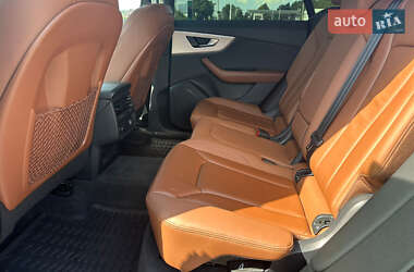 Позашляховик / Кросовер Audi Q8 2018 в 