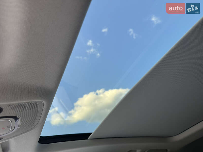 Внедорожник / Кроссовер Audi Q8 2018 в Киеве