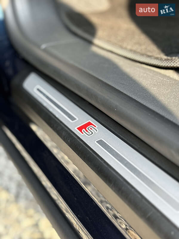 Внедорожник / Кроссовер Audi Q8 2023 в Львове