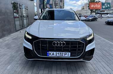 Внедорожник / Кроссовер Audi Q8 2023 в 