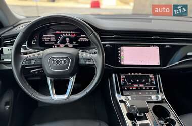 Внедорожник / Кроссовер Audi Q8 2023 в 