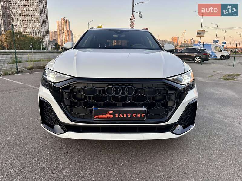 Внедорожник / Кроссовер Audi Q8 2023 в Киеве