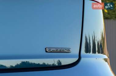 Внедорожник / Кроссовер Audi Q8 2021 в 