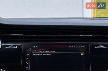 Внедорожник / Кроссовер Audi Q8 2021 в 