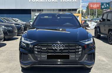 Внедорожник / Кроссовер Audi Q8 2018 в 