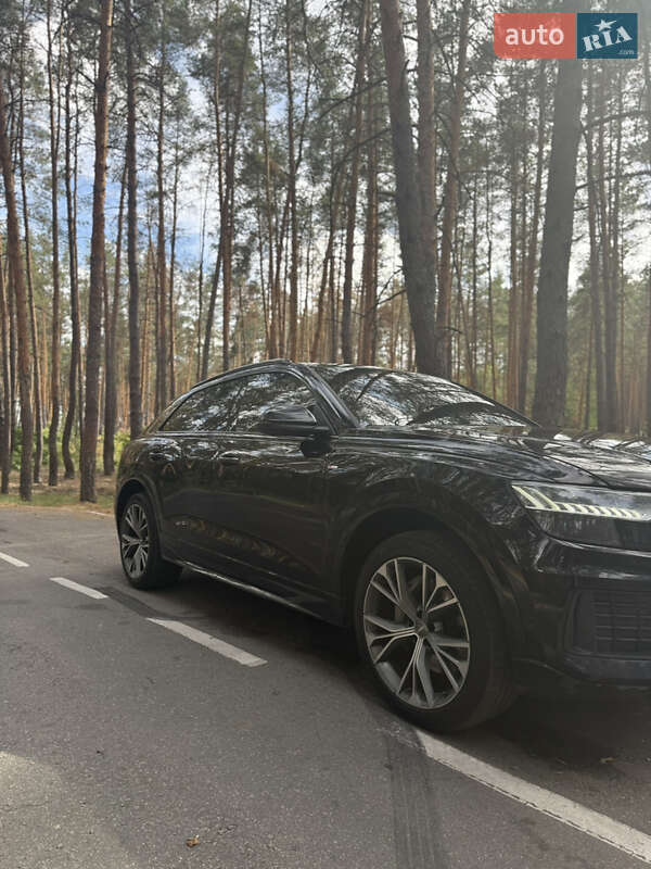 Внедорожник / Кроссовер Audi Q8 2020 в Харькове
