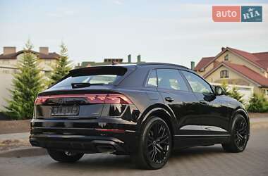 Внедорожник / Кроссовер Audi Q8 2025 в 