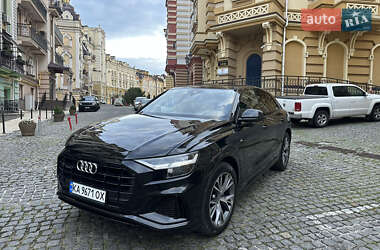 Внедорожник / Кроссовер Audi Q8 2021 в Киеве