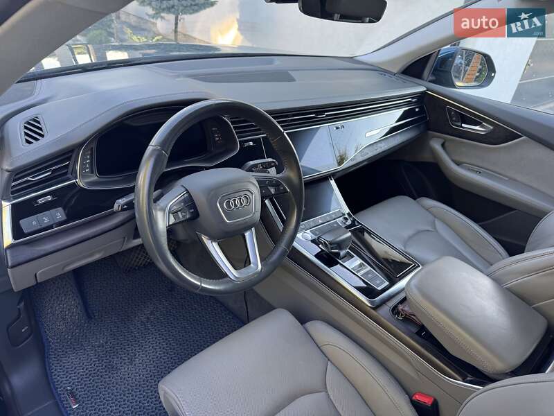Внедорожник / Кроссовер Audi Q8 2019 в Бродах