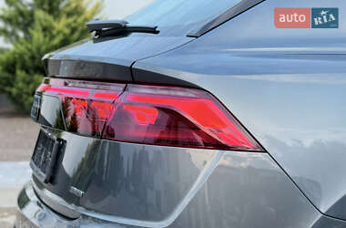 Внедорожник / Кроссовер Audi Q8 2025 в 