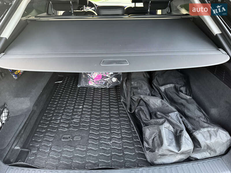 Позашляховик / Кросовер Audi Q8 2020 в Києві