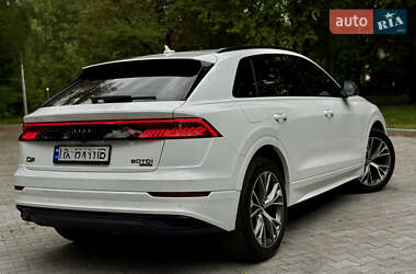 Внедорожник / Кроссовер Audi Q8 2020 в 