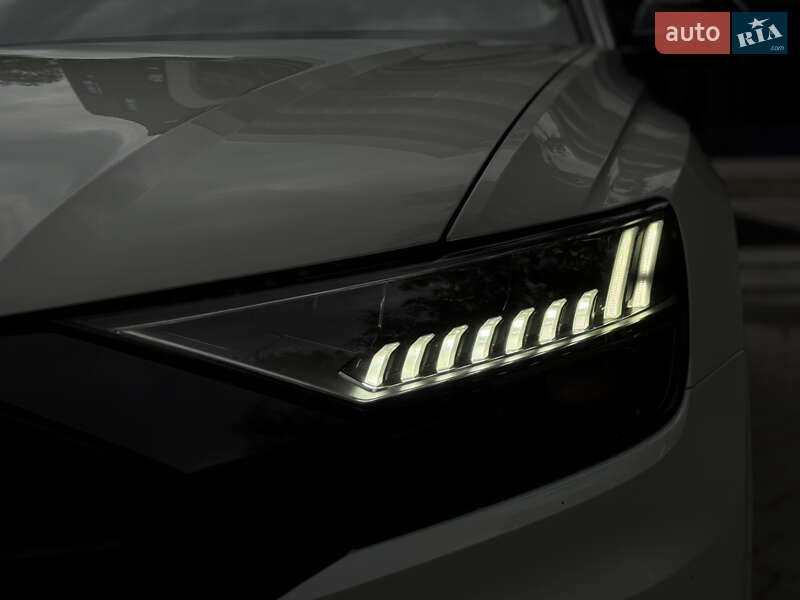 Внедорожник / Кроссовер Audi Q8 2020 в Тернополе