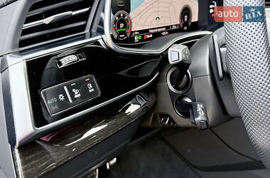 Внедорожник / Кроссовер Audi Q8 2025 в 