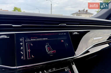 Внедорожник / Кроссовер Audi Q8 2025 в 