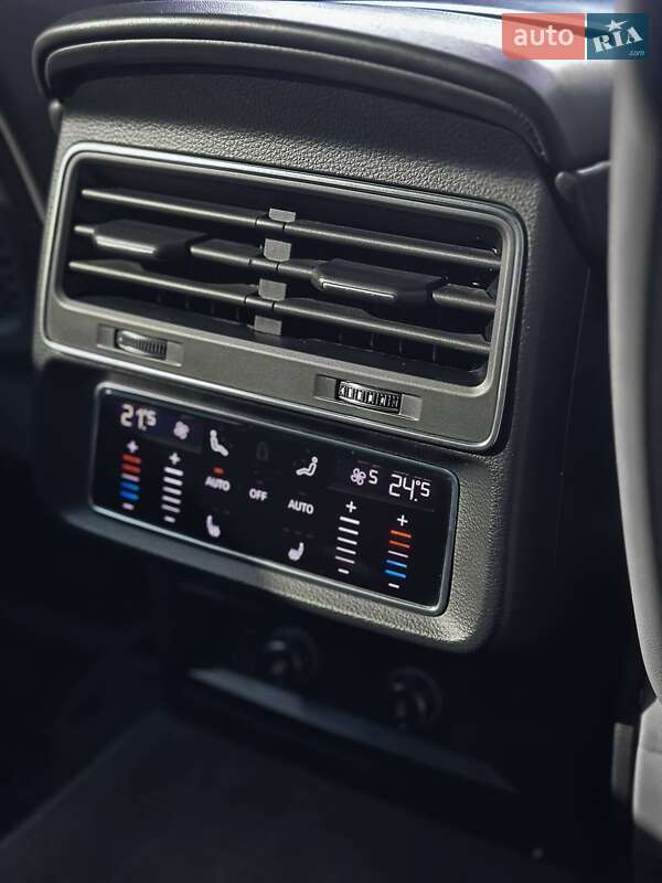 Внедорожник / Кроссовер Audi Q8 2018 в Николаеве