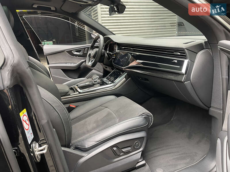 Внедорожник / Кроссовер Audi Q8 2021 в Киеве