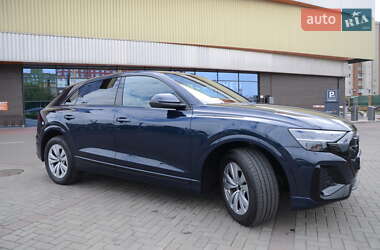 Внедорожник / Кроссовер Audi Q8 2025 в 