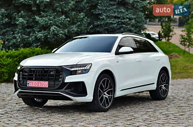 Позашляховик / Кросовер Audi Q8 2023 в  Позашляховик / Кросовер Audi Q8 2023 в