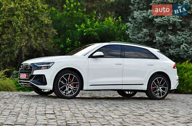 Позашляховик / Кросовер Audi Q8 2023 в  фото 2 Позашляховик / Кросовер Audi Q8 2023 в