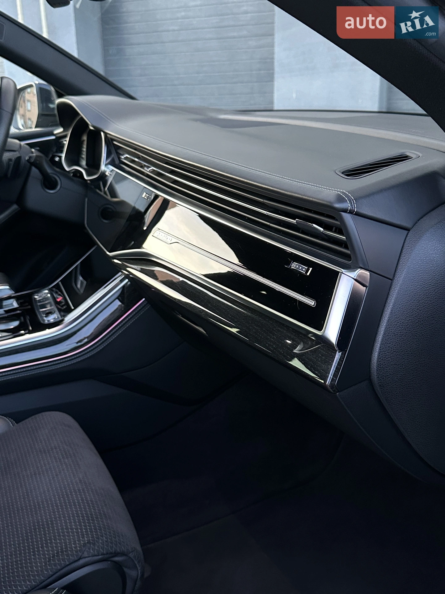 2018 Audi Q8 - мініатюра 33