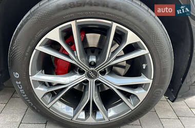 Внедорожник / Кроссовер Audi Q8 2024 в 