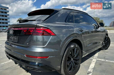 Внедорожник / Кроссовер Audi Q8 2024 в 
