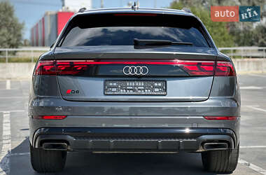 Внедорожник / Кроссовер Audi Q8 2024 в 