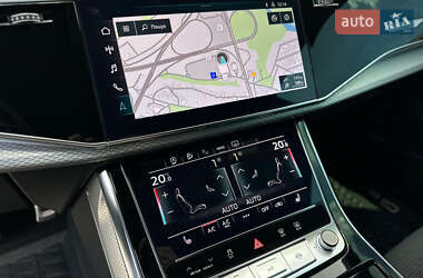 Внедорожник / Кроссовер Audi Q8 2024 в 