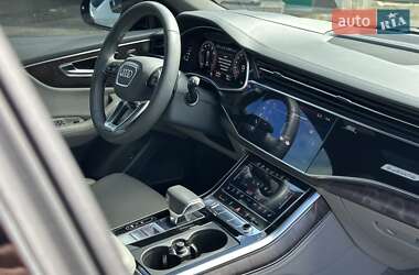 Внедорожник / Кроссовер Audi Q8 2018 в 