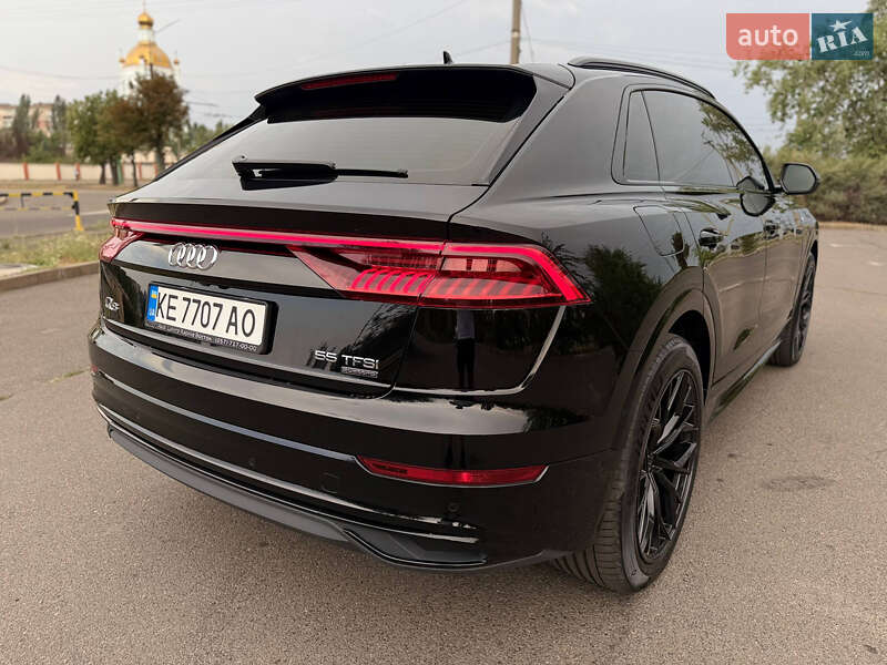 Позашляховик / Кросовер Audi Q8 2019 в Кривому Розі