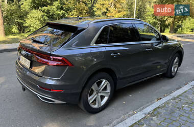 Внедорожник / Кроссовер Audi Q8 2018 в 