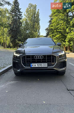 Внедорожник / Кроссовер Audi Q8 2018 в 