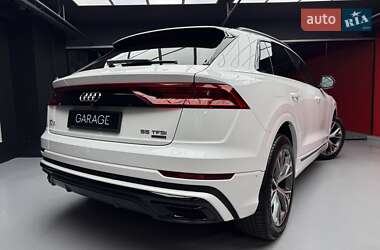 Внедорожник / Кроссовер Audi Q8 2019 в 