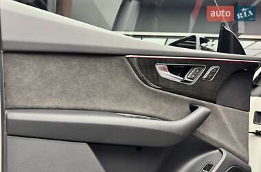 Внедорожник / Кроссовер Audi Q8 2019 в 