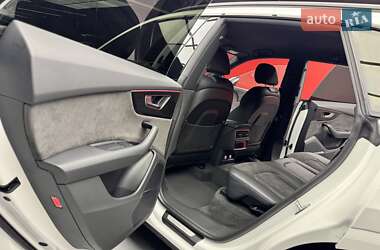Внедорожник / Кроссовер Audi Q8 2019 в 