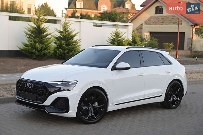 Позашляховик / Кросовер Audi Q8 2025 в Львові