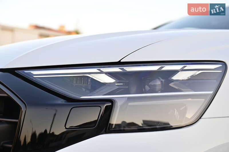 Позашляховик / Кросовер Audi Q8 2025 в Львові