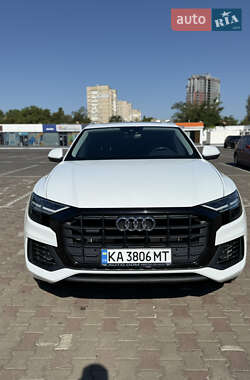 Внедорожник / Кроссовер Audi Q8 2019 в 
