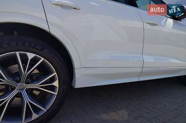 Внедорожник / Кроссовер Audi Q8 2019 в 